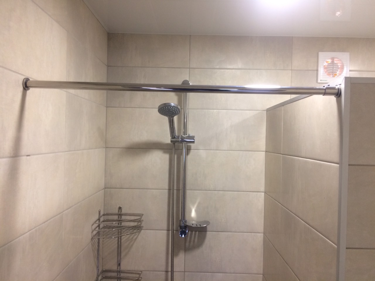 Карниз розпірний