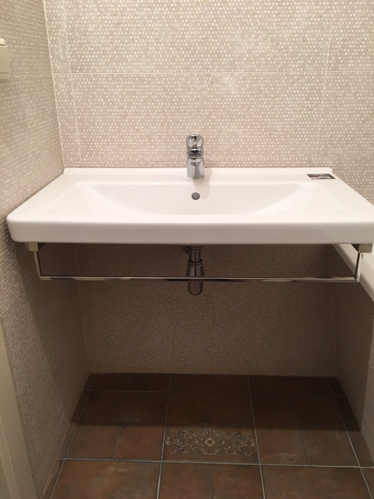 Кріплення під рукомийник